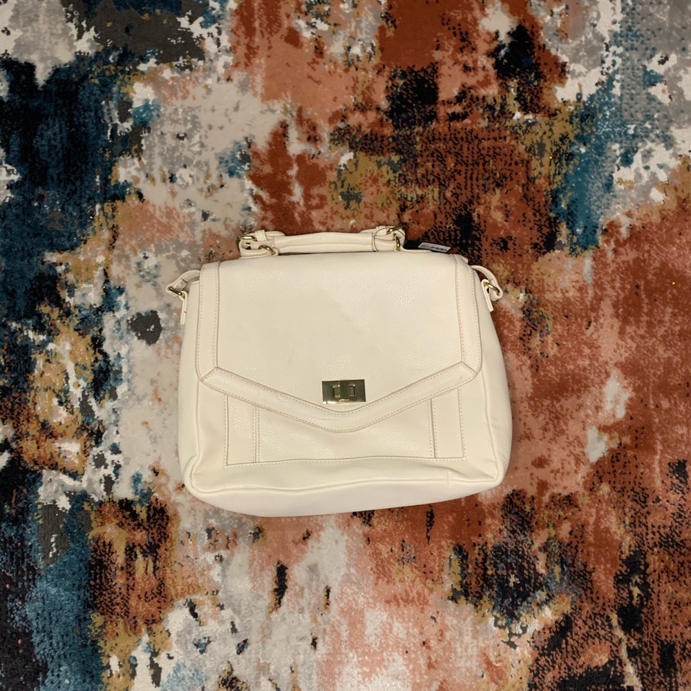 Medium purse